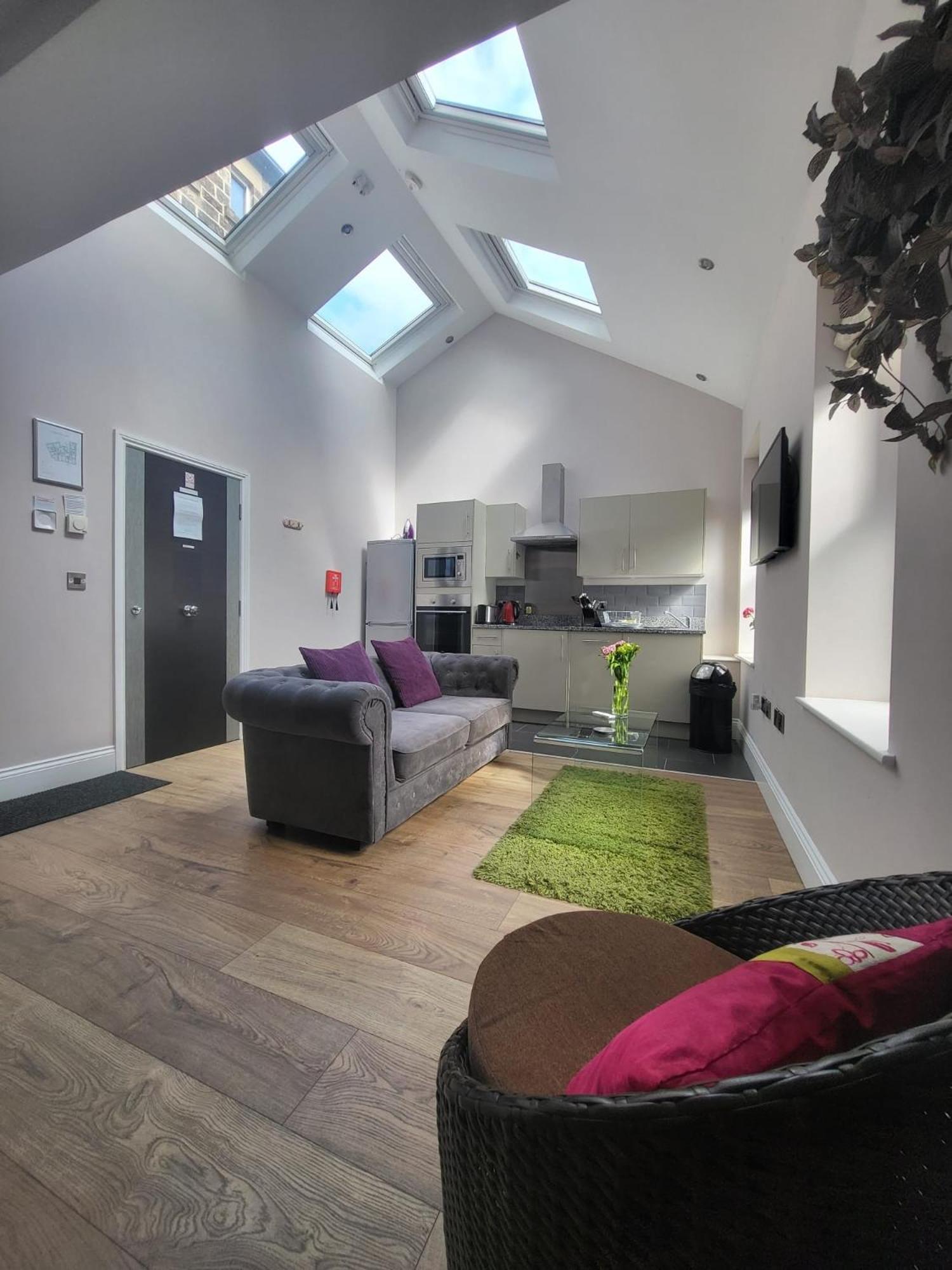 Harrogate Lifestyle Luxury Serviced Aparthotel Exterior photo